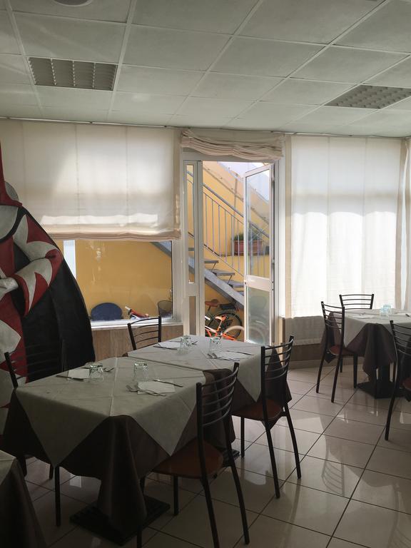 Hotel Bahia Viareggio Quarto foto