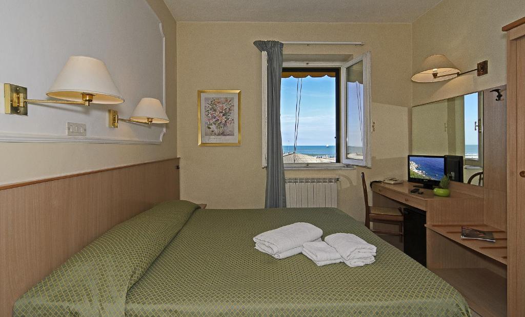 Hotel Bahia Viareggio Quarto foto