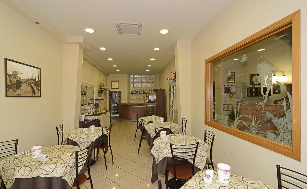 Hotel Bahia Viareggio Exterior foto
